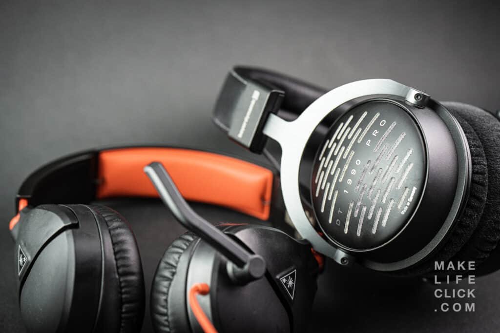 Gaming Headphones vs. Audiophile Headphones - What's the Difference?